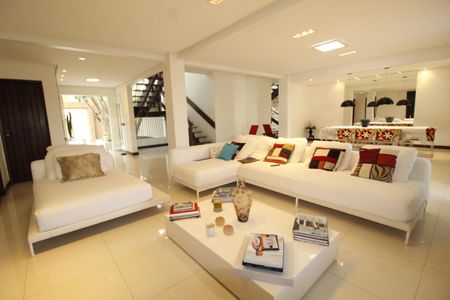 Sala de casa para alugar com 5 quartos, 449m² em Pituba, Salvador