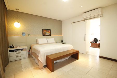 Casa para alugar com 449m², 5 quartos e 2 vagasQuarto 3 - Suíte
