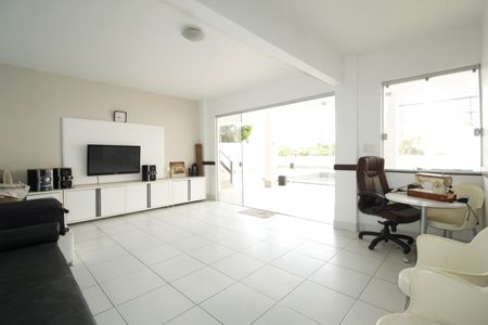 Casa para alugar com 449m², 5 quartos e 2 vagasÁrea gourmet