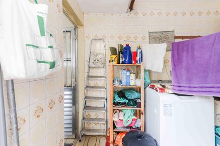 Casa à venda com 100m², 3 quartos e 1 vagaLavanderia