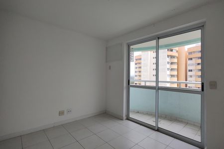Apartamento para alugar com 77m², 2 quartos e 1 vagaQuarto 2 - Suíte