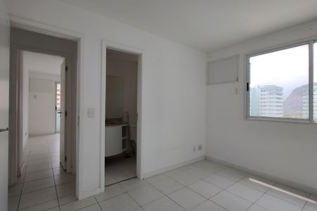 Apartamento para alugar com 77m², 2 quartos e 1 vagaQuarto 1
