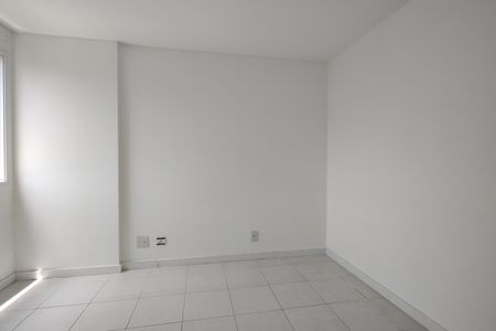 Apartamento para alugar com 77m², 2 quartos e 1 vagaQuarto 1