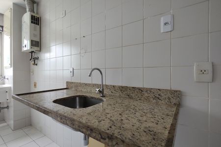 Apartamento para alugar com 77m², 2 quartos e 1 vagaCozinha 