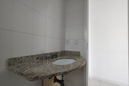 Apartamento para alugar com 77m², 2 quartos e 1 vagaBanheiro da Suíte 2