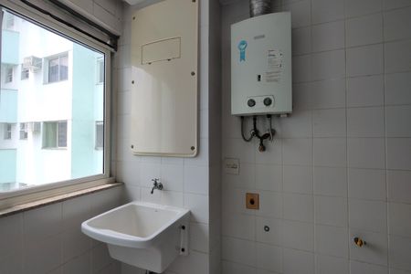 Apartamento para alugar com 77m², 2 quartos e 1 vagaÁrea de Serviço