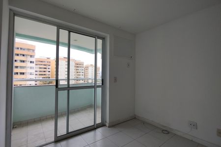 Apartamento para alugar com 77m², 2 quartos e 1 vagaSala