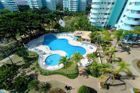 Apartamento para alugar com 77m², 2 quartos e 1 vagaÁrea comum - Piscina