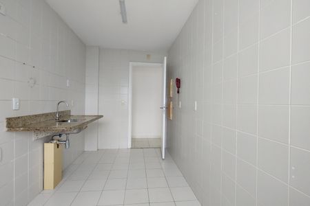 Apartamento para alugar com 77m², 2 quartos e 1 vagaCozinha 