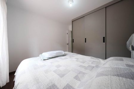 Quarto 1 de apartamento à venda com 2 quartos, 79m² em Vila Constanca, São Paulo