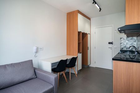 Sala / Cozinha de apartamento para alugar com 1 quarto, 30m² em Consolação, São Paulo