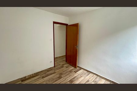 Quarto 1 de apartamento à venda com 2 quartos, 45m² em Alto de Pinheiros, São Paulo