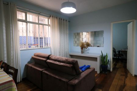 Sala de apartamento à venda com 3 quartos, 72m² em Sagrada Família, Belo Horizonte