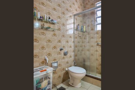 Apartamento à venda com 80m², 2 quartos e sem vagaBanheiro Corredor