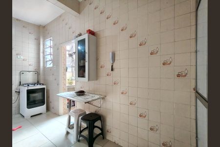 Apartamento à venda com 80m², 2 quartos e sem vagaCozinha