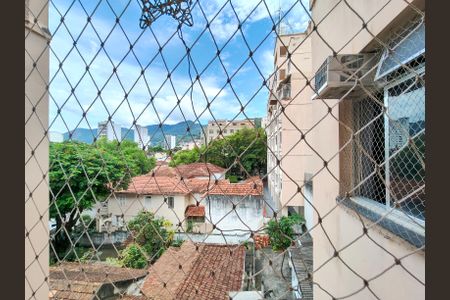 Vista da Sala de apartamento à venda com 2 quartos, 80m² em Grajaú, Rio de Janeiro