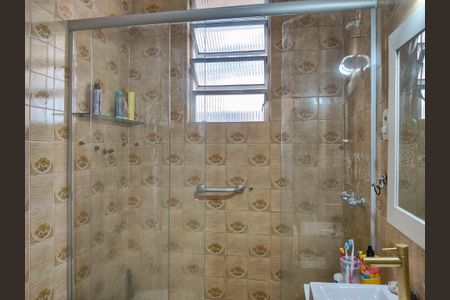 Apartamento à venda com 80m², 2 quartos e sem vagaBanheiro Corredor