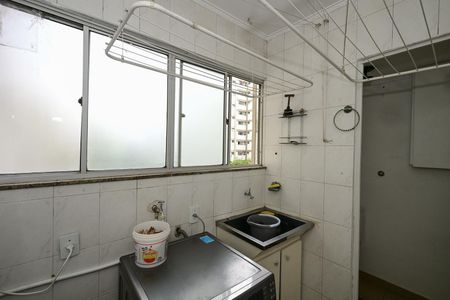 Apartamento à venda com 96m², 4 quartos e 1 vagaÁrea de Serviço