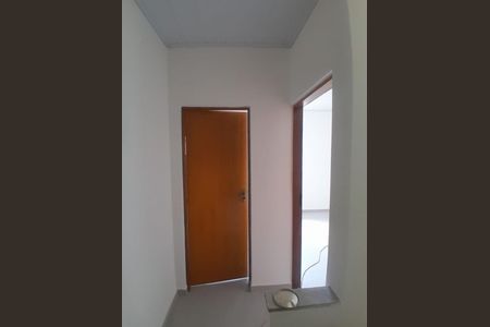 Corredor de casa à venda com 2 quartos, 100m² em Gopouva, Guarulhos