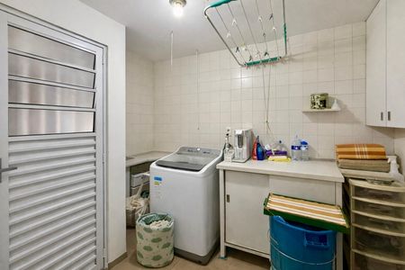 Casa à venda com 107m², 2 quartos e 1 vaga Casa à venda com 107m², 2 quartos e 1 vagaÁrea de Serviço