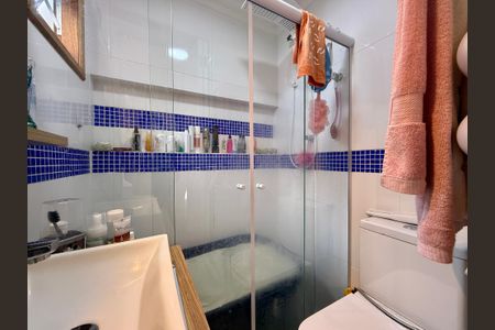 Casa à venda com 107m², 2 quartos e 1 vaga Casa à venda com 107m², 2 quartos e 1 vagaBanheiro Suíte