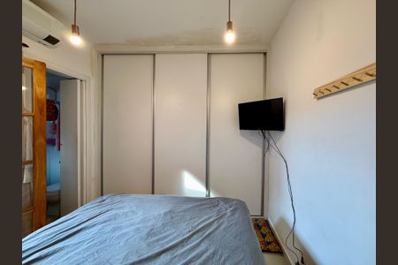 Casa à venda com 107m², 2 quartos e 1 vaga Casa à venda com 107m², 2 quartos e 1 vagaSuíte