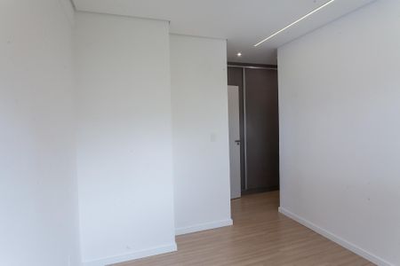 Apartamento à venda com 104m², 3 quartos e 3 vagas Apartamento à venda com 104m², 3 quartos e 3 vagasSuíte
