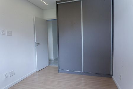 Apartamento à venda com 104m², 3 quartos e 3 vagas Apartamento à venda com 104m², 3 quartos e 3 vagasQuarto 1