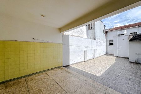 Casa para alugar com 125m², 1 quarto e sem vagaÁrea externa
