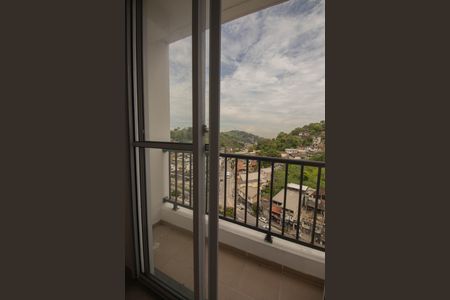 Varanda da Sala de apartamento para alugar com 2 quartos, 49m² em Covanca, São Gonçalo