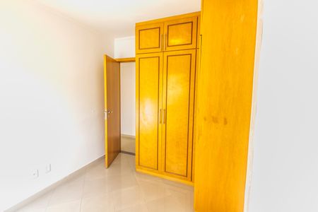 Apartamento para alugar com 80m², 3 quartos e 2 vagasQuarto 2