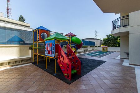 Apartamento para alugar com 80m², 3 quartos e 2 vagasÁrea comum - Playground