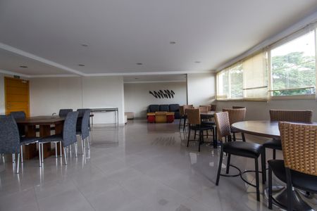 Apartamento para alugar com 80m², 3 quartos e 2 vagasÁrea comum - Salão de festas