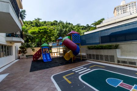 Apartamento para alugar com 80m², 3 quartos e 2 vagasÁrea comum - Playground