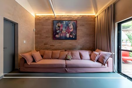 Casa para alugar com 220m², 4 quartos e 2 vagas