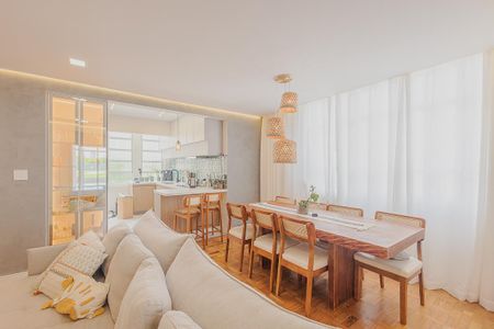Sala de apartamento à venda com 2 quartos, 92m² em Pinheiros, São Paulo