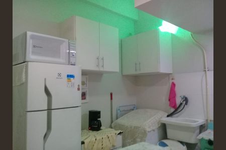 Cozinha de kitnet/studio para alugar com 1 quarto, 28m² em Centro, Niterói