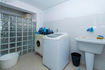 Casa para alugar com 159m², 3 quartos e 1 vagaÁrea de Serviço