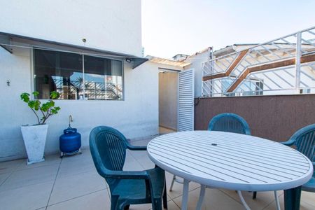 Casa para alugar com 159m², 3 quartos e 1 vagaÁrea comum