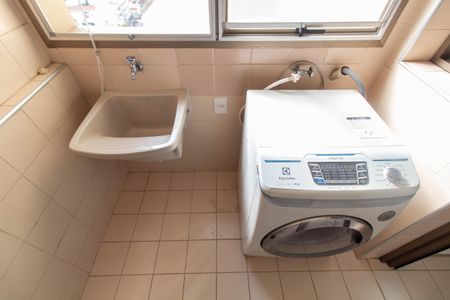 Apartamento à venda com 87m², 2 quartos e 1 vaga Apartamento à venda com 87m², 2 quartos e 1 vagaÁrea de serviço