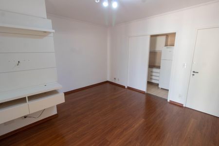 Apartamento à venda com 87m², 2 quartos e 1 vaga Apartamento à venda com 87m², 2 quartos e 1 vagaSala