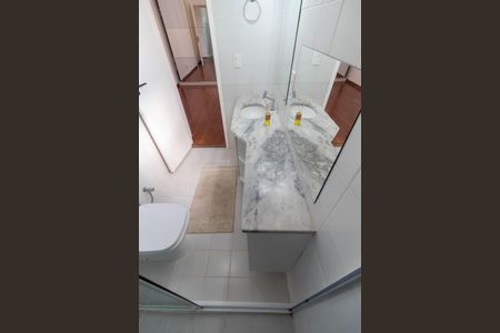 Apartamento à venda com 87m², 2 quartos e 1 vaga Apartamento à venda com 87m², 2 quartos e 1 vagaBanheiro da Suíte