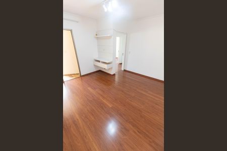 Apartamento à venda com 87m², 2 quartos e 1 vaga Apartamento à venda com 87m², 2 quartos e 1 vagaSala