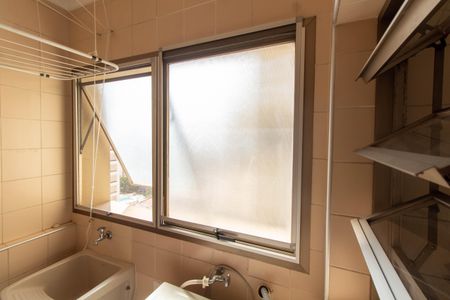 Apartamento à venda com 87m², 2 quartos e 1 vaga Apartamento à venda com 87m², 2 quartos e 1 vagaÁrea de serviço