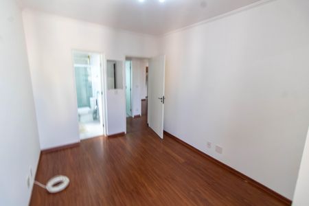 Apartamento à venda com 87m², 2 quartos e 1 vaga Apartamento à venda com 87m², 2 quartos e 1 vagaSuíte