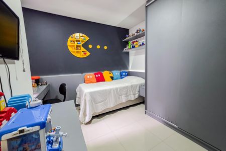 Apartamento à venda com 170m², 3 quartos e 2 vagasQuarto 2