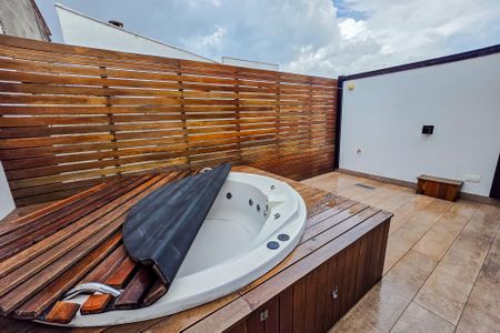 Apartamento à venda com 170m², 3 quartos e 2 vagasCobertura