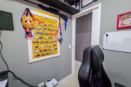 Apartamento à venda com 170m², 3 quartos e 2 vagasEscritório