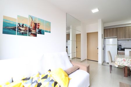Apartamento para alugar com 60m², 2 quartos e 1 vagaSala