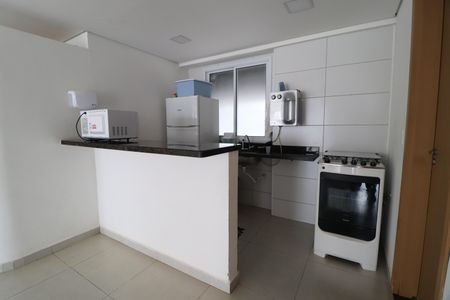 Apartamento para alugar com 60m², 2 quartos e 1 vagaÁrea comum - Salão de festas